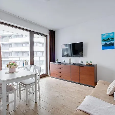 2 Bedroom Balcony Ac Arkadia Shopping Mall *